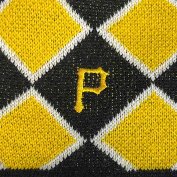 Highmark Pittsburgh Pirates Argyle Beanie Hat Black Yellow Fanwear - Picture 3 of 6